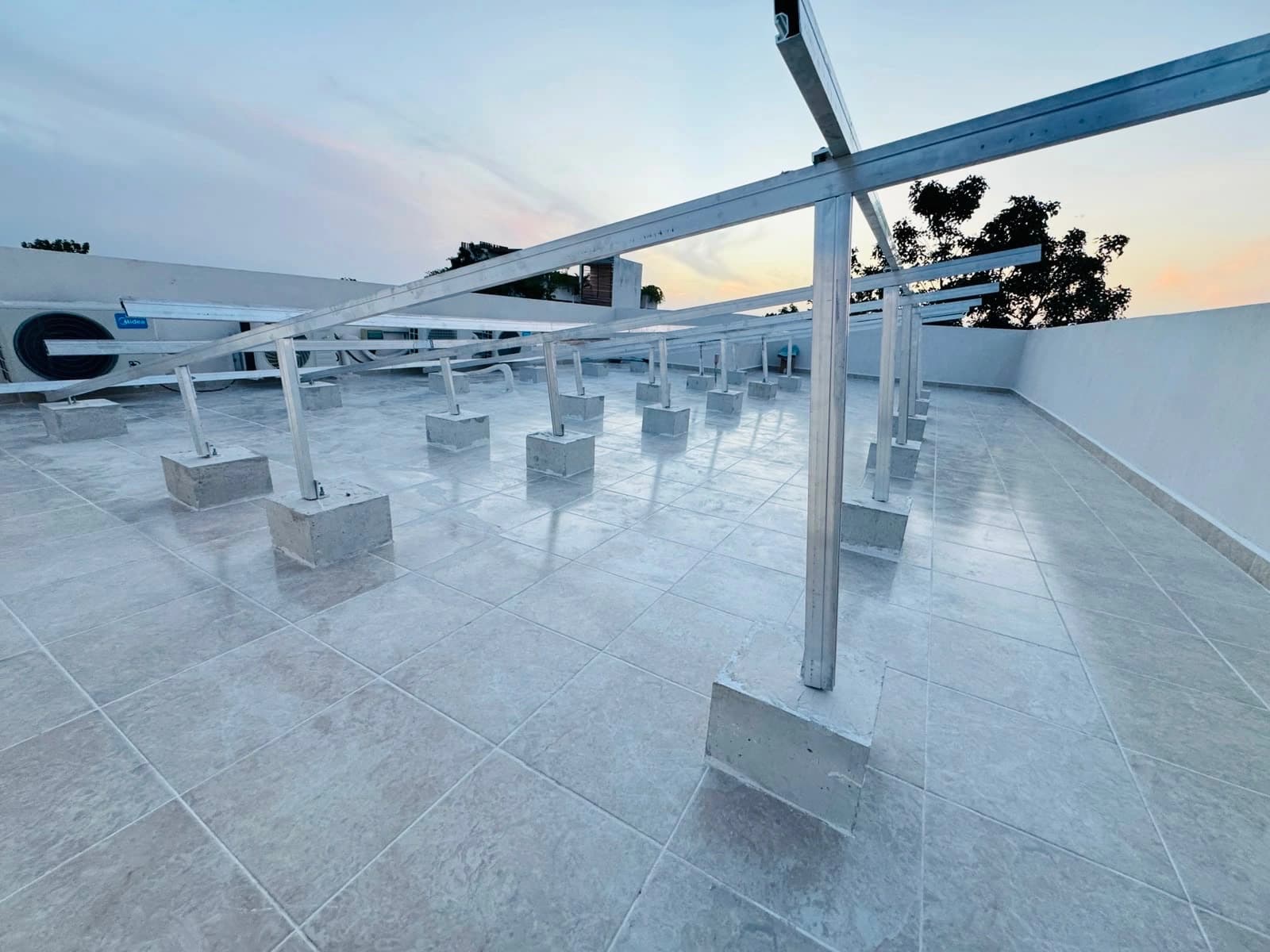 Monthly home maintenance plan for a residence in Tulum